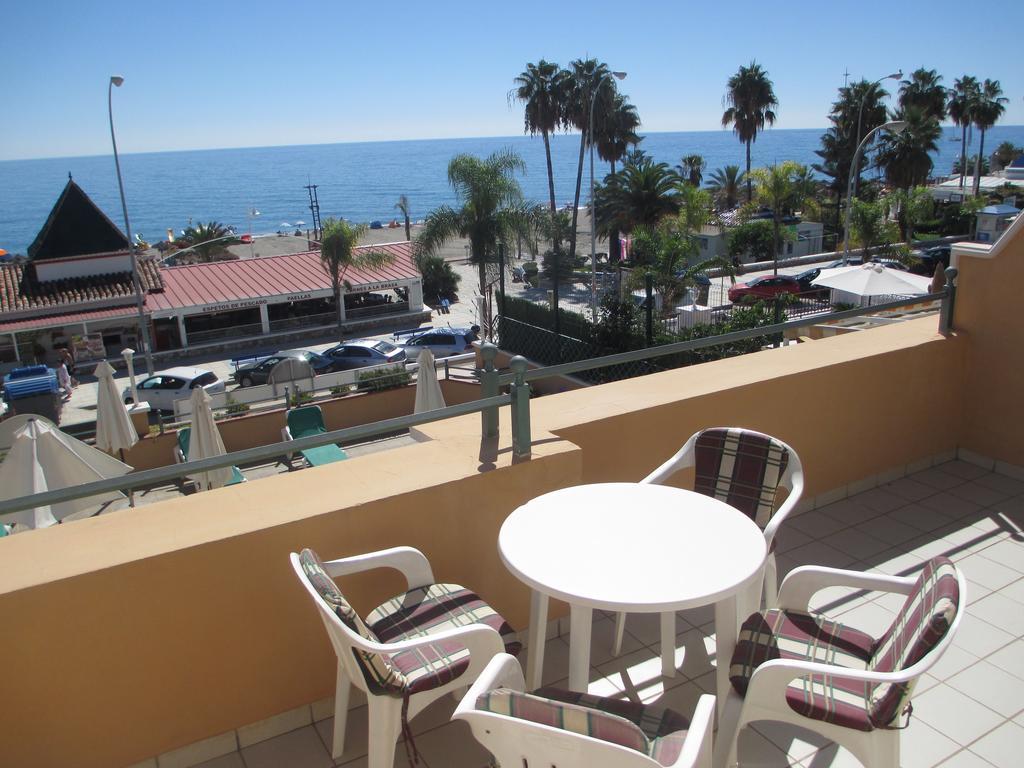 Apartamentos Nerja Bahia Bagian luar foto